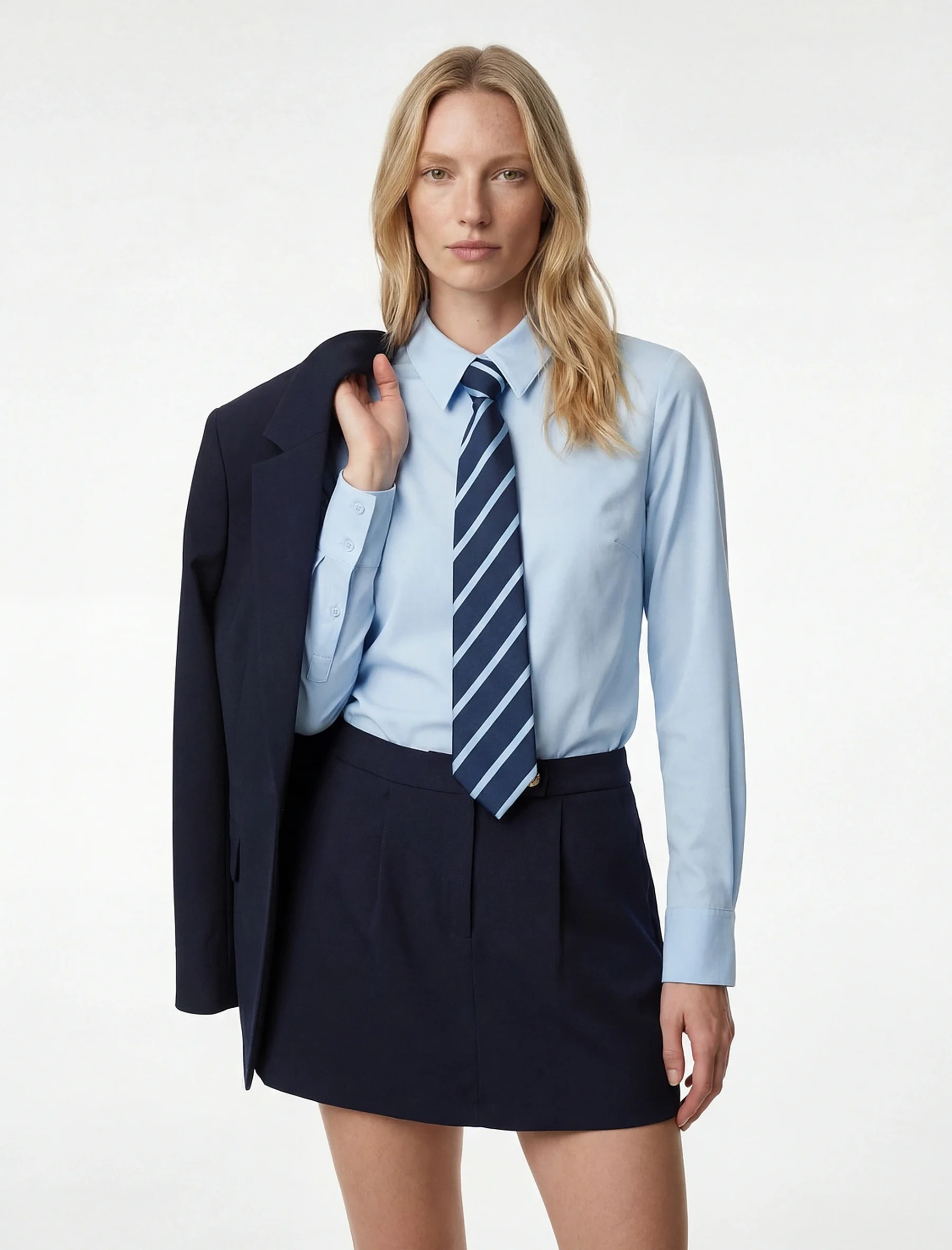 KËMISHË PËR FEMRA